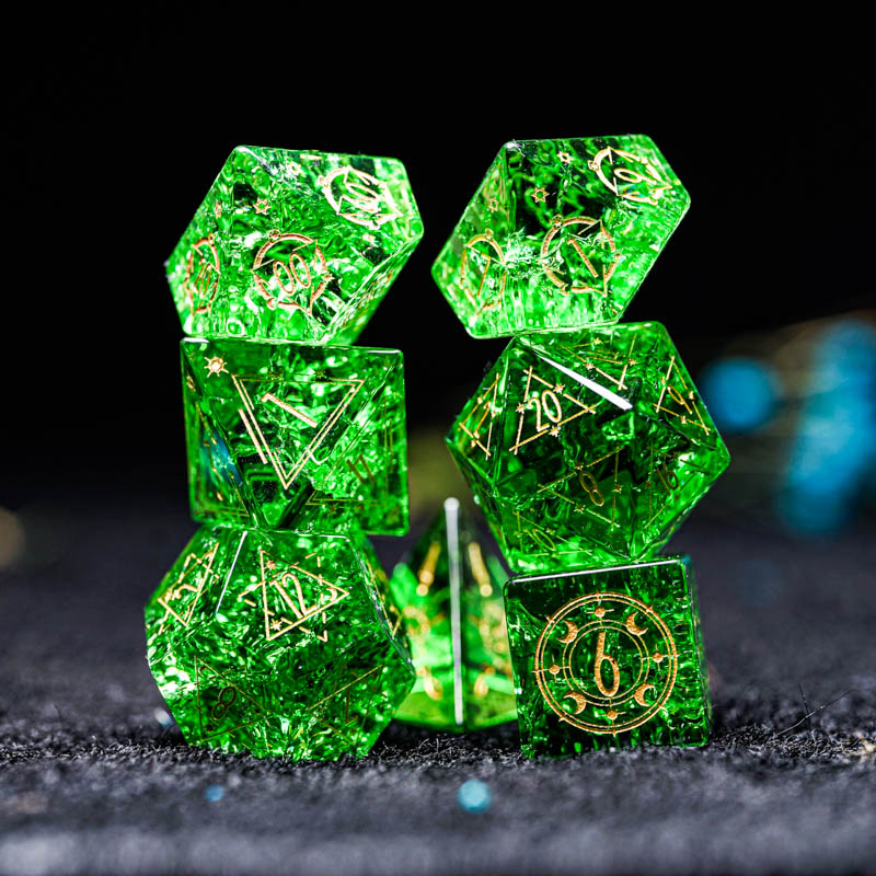 Kính Cường Lực Màu Xanh D & D  - đánh giá và giá Board Game Logo